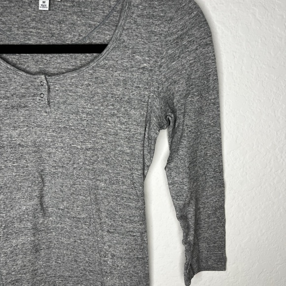 Cabi Gray Henley Top Medium Long Sleeve 100% Cotton Stretch Style 872 Casual - Picture 4 of 9